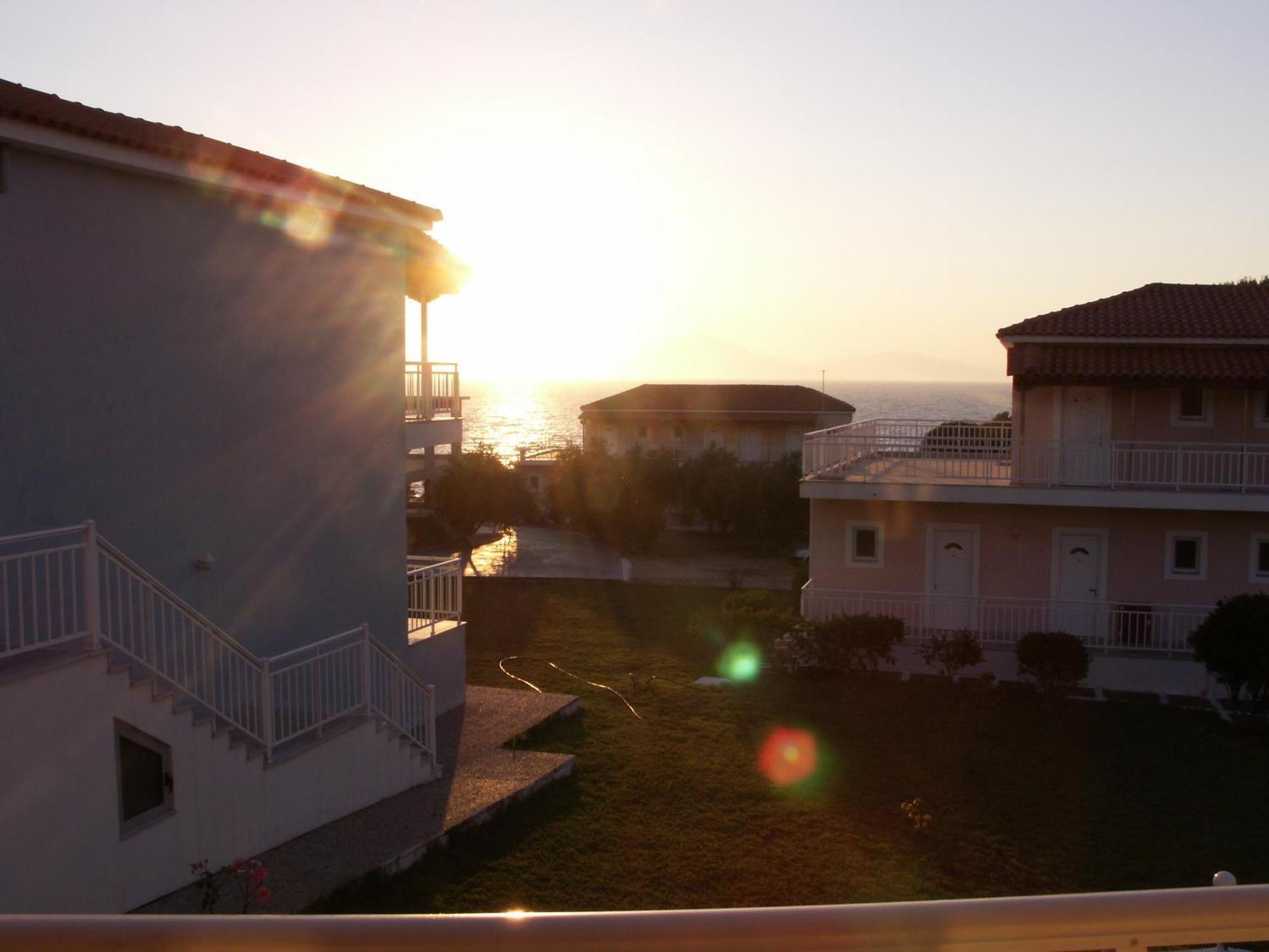 Kastro Beach Hotel Экстерьер фото