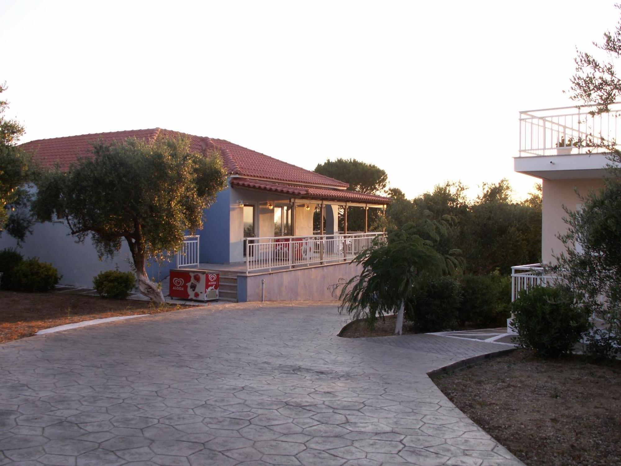Kastro Beach Hotel Экстерьер фото