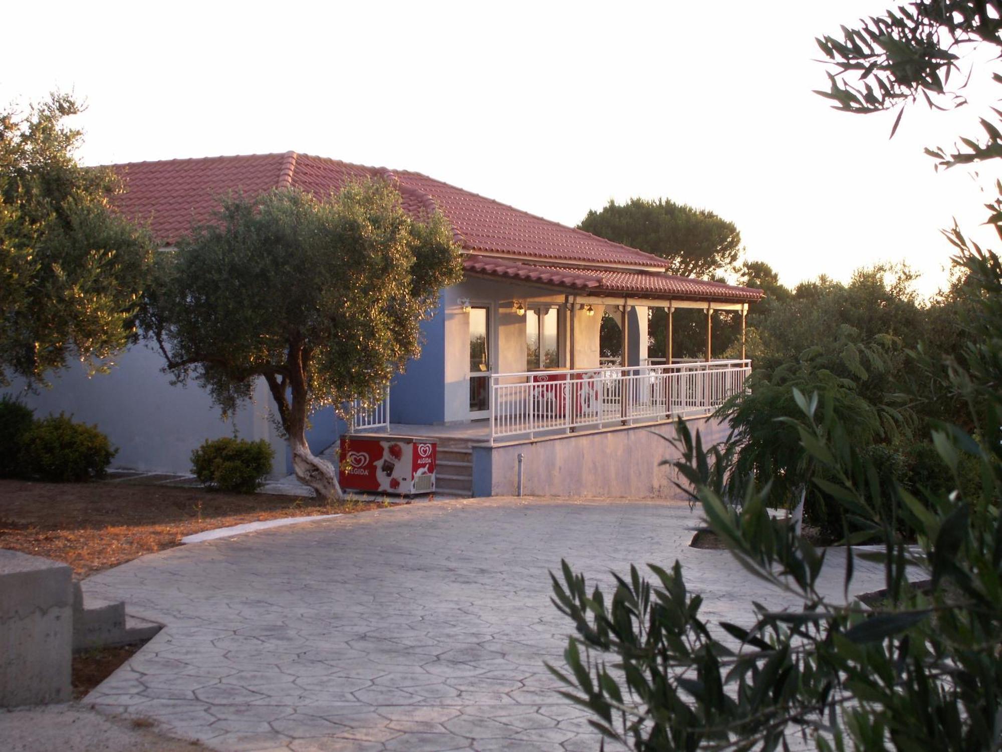 Kastro Beach Hotel Экстерьер фото