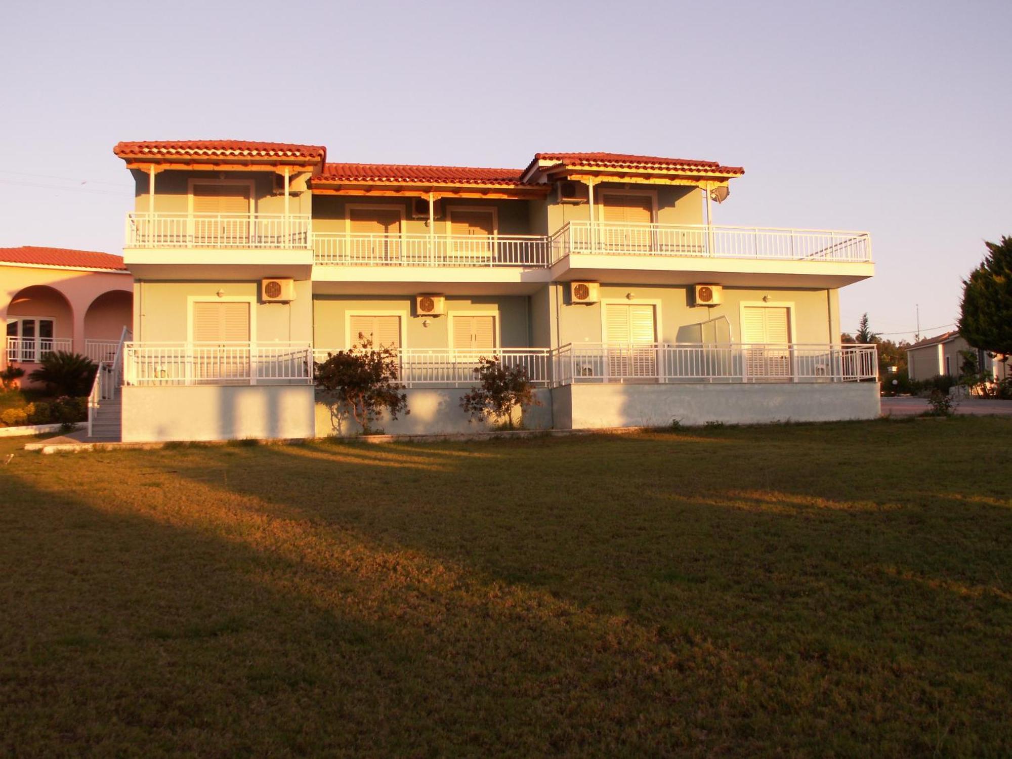 Kastro Beach Hotel Экстерьер фото